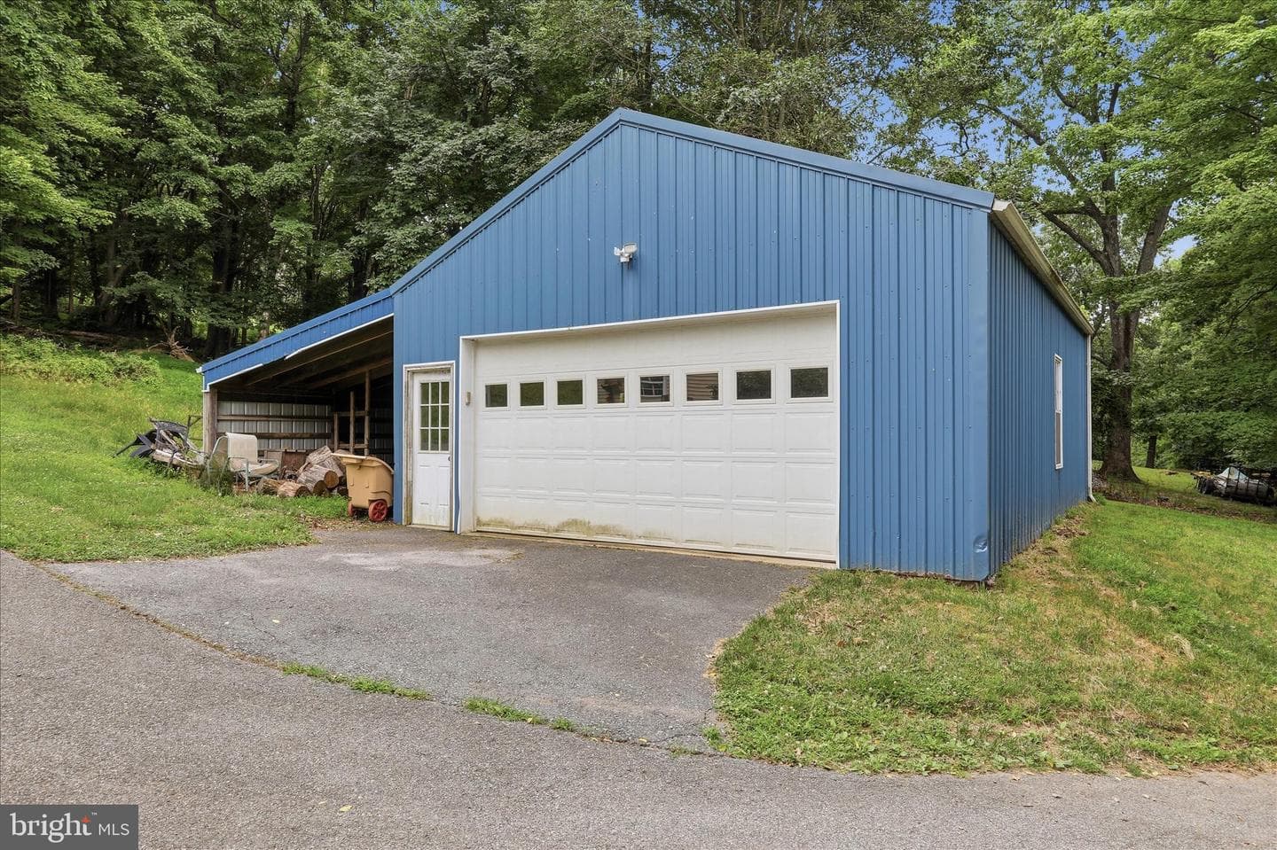 2529 Chestnut Grove Road photo 27