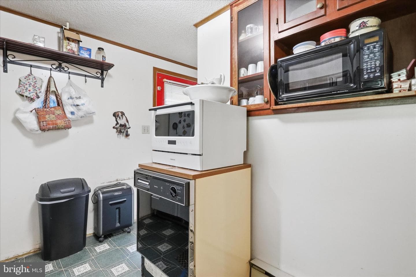2529 Chestnut Grove Road photo 8