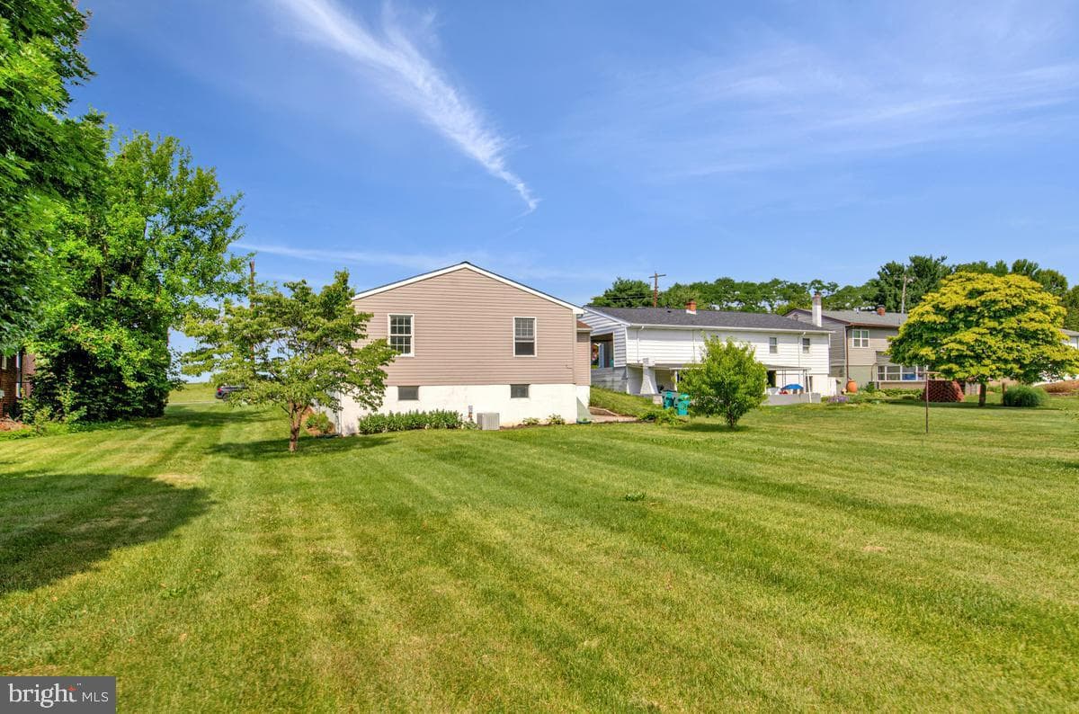 12225 W Lawn Lane photo 37