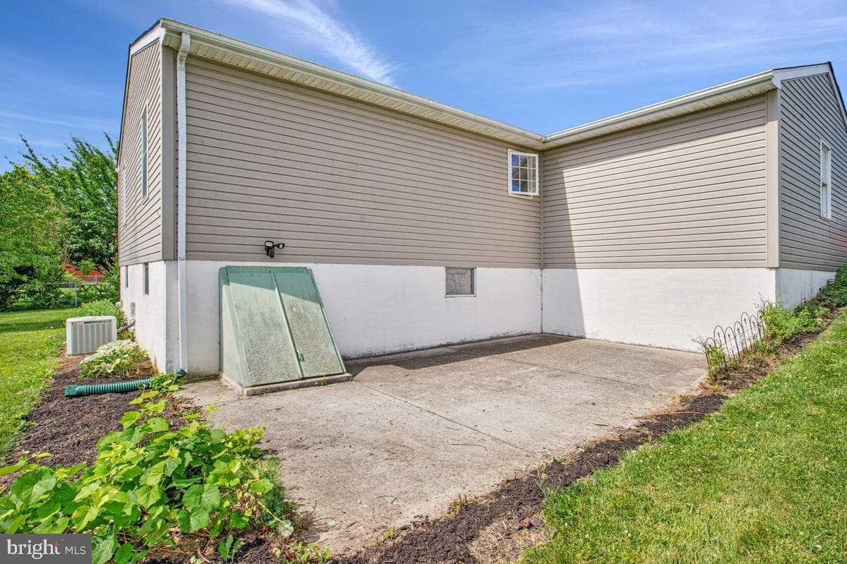 12225 W Lawn Lane photo 40