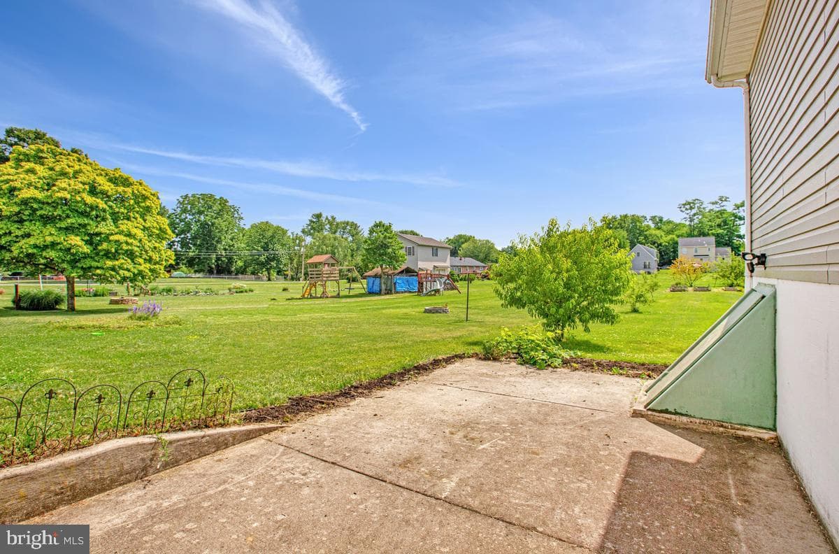 12225 W Lawn Lane photo 41