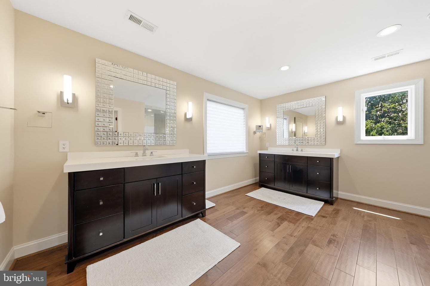 9706 Redamar Drive photo 29