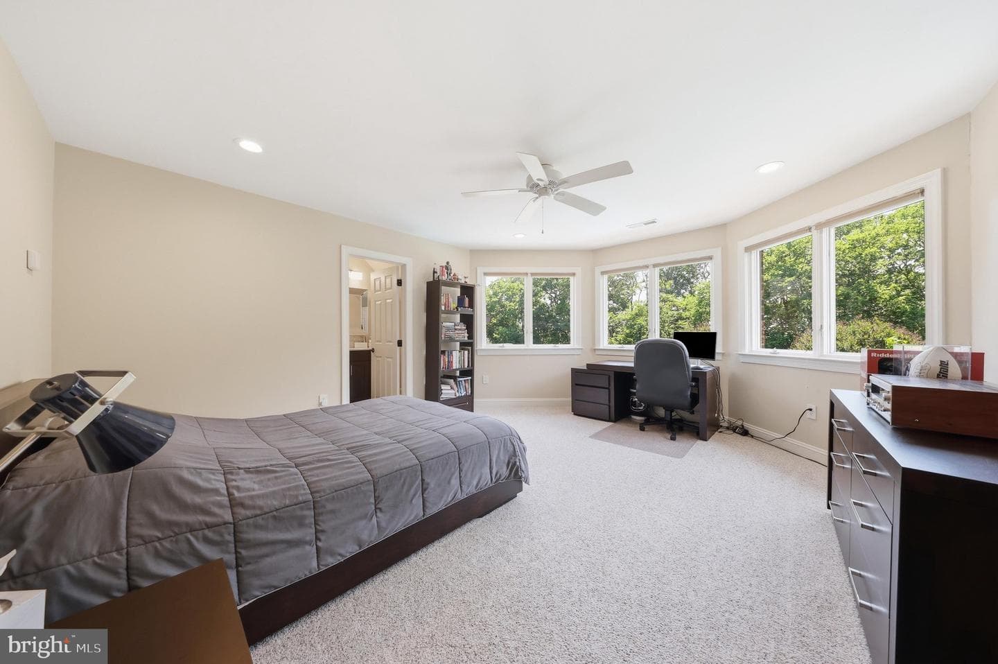 9706 Redamar Drive photo 34