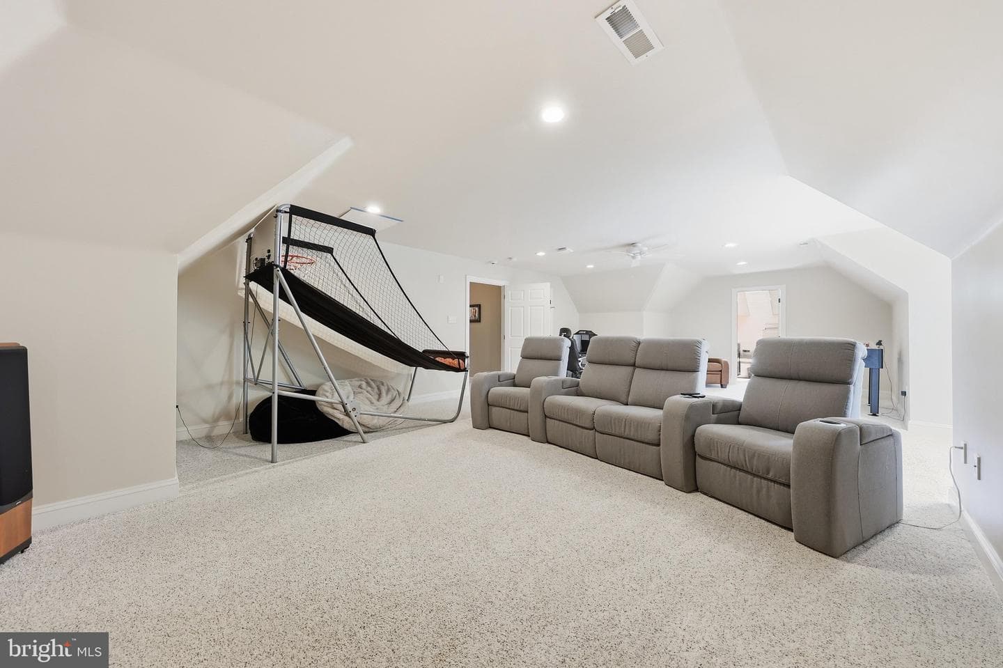 9706 Redamar Drive photo 37
