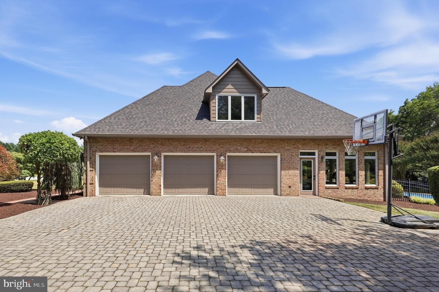 9706 Redamar Drive photo 52