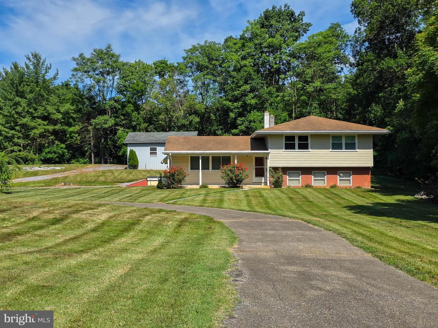 8522 Neck Road, Williamsport