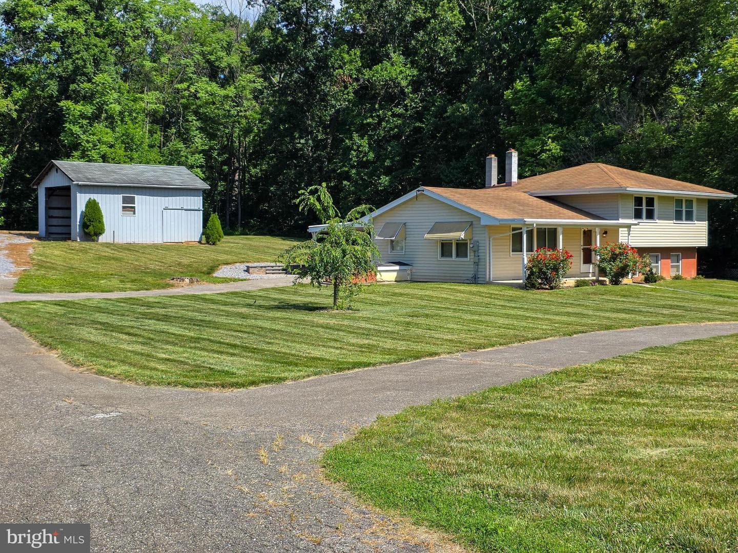 8522 Neck Road, Williamsport