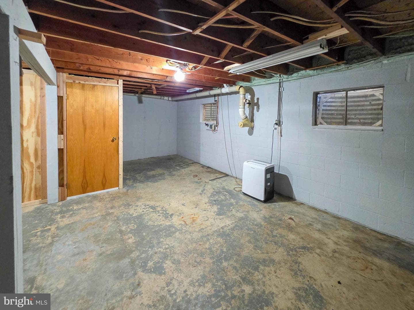 8522 Neck Road photo 32