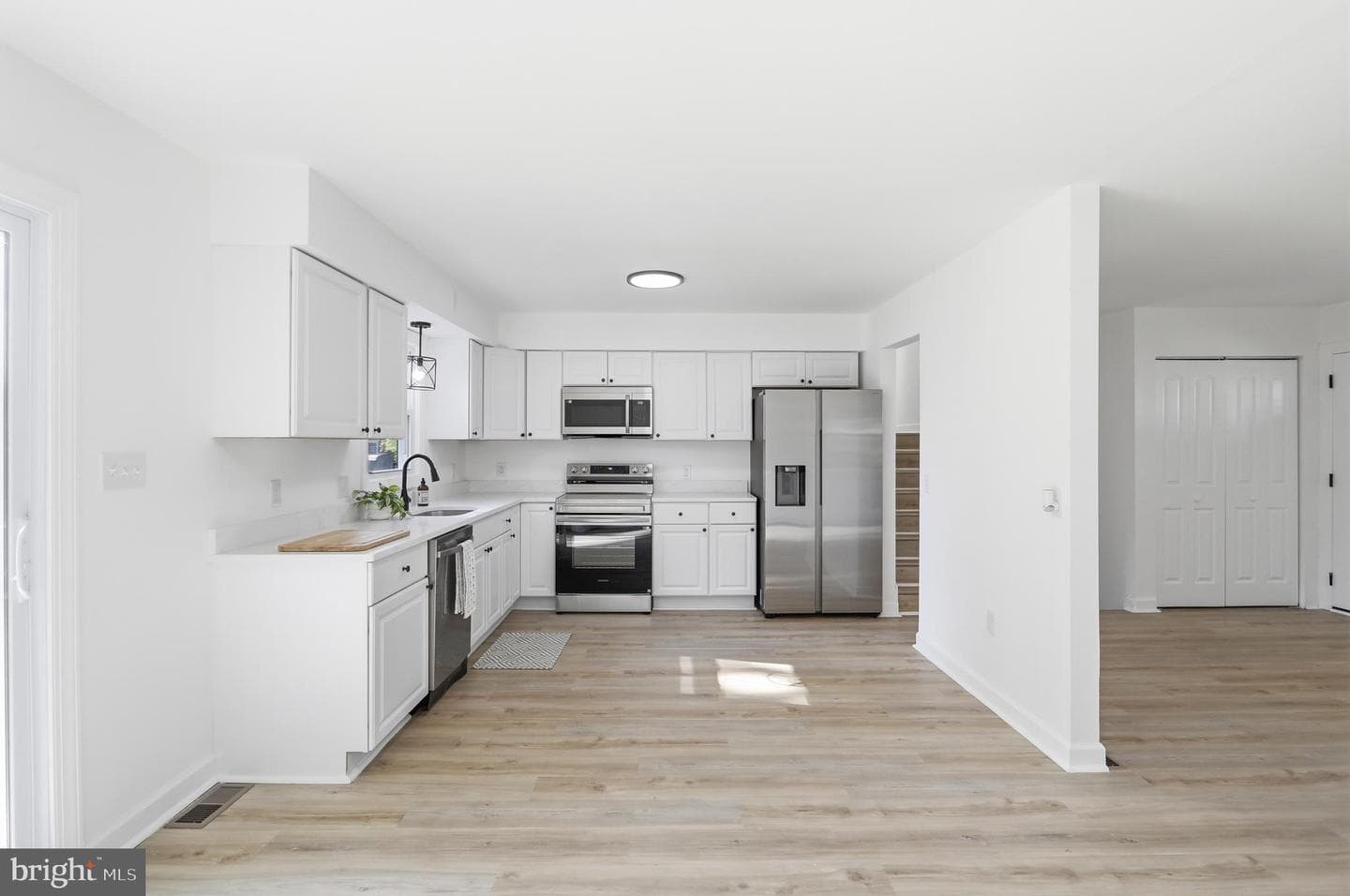 920 Linwood Road photo 10