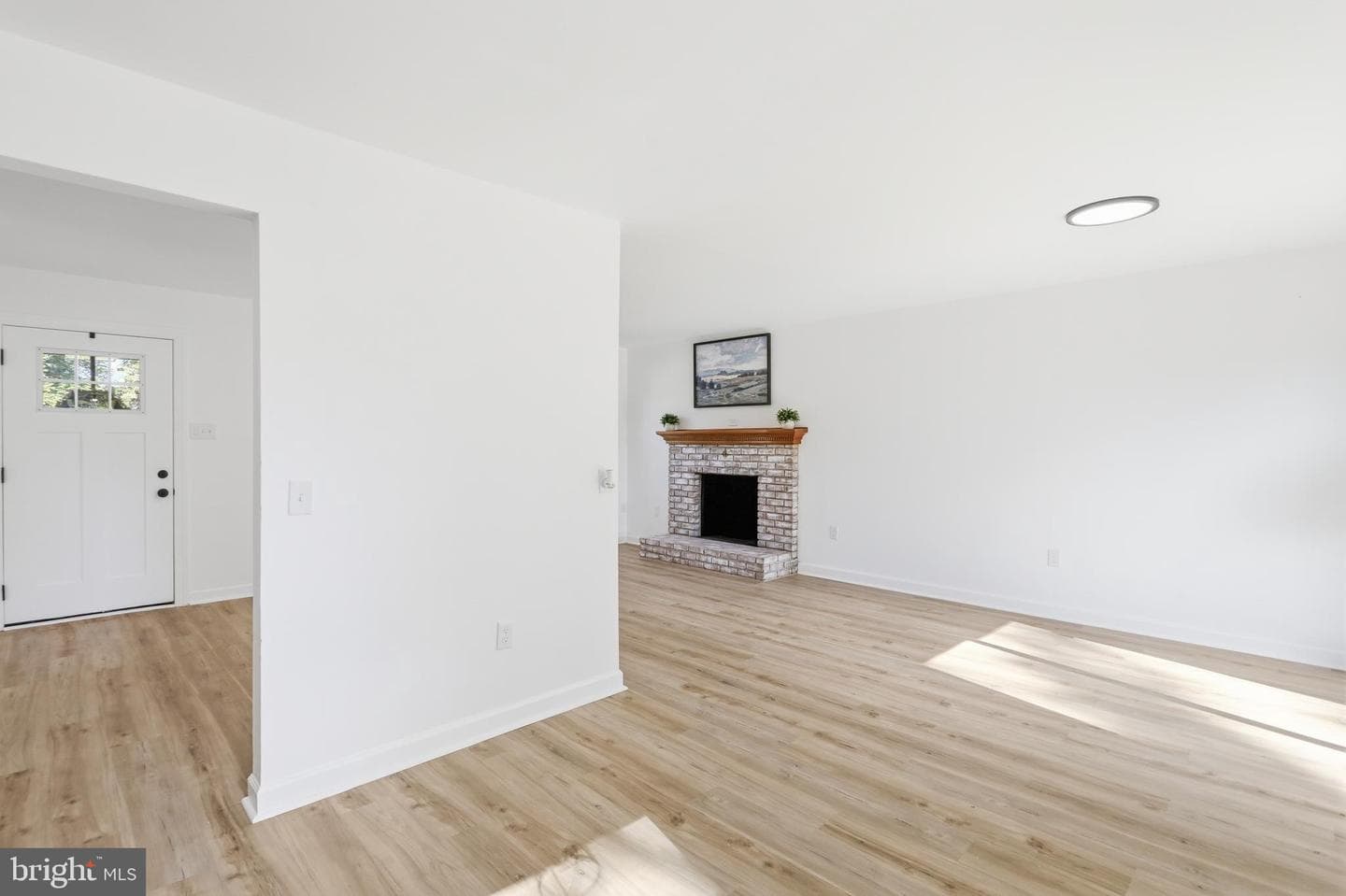920 Linwood Road photo 12
