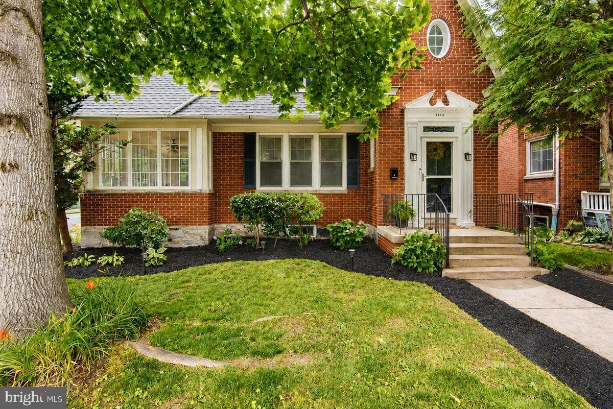 1214 Oak Hill Ave, Hagerstown