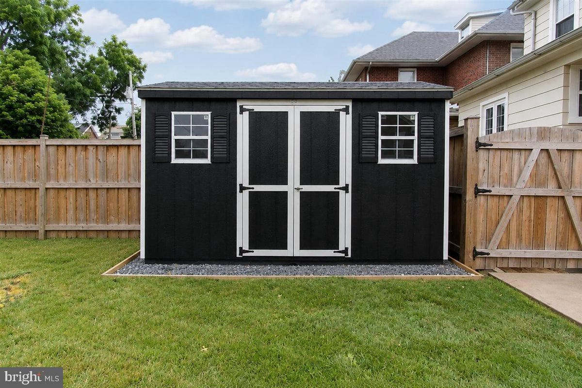 1214 Oak Hill Avenue photo 37