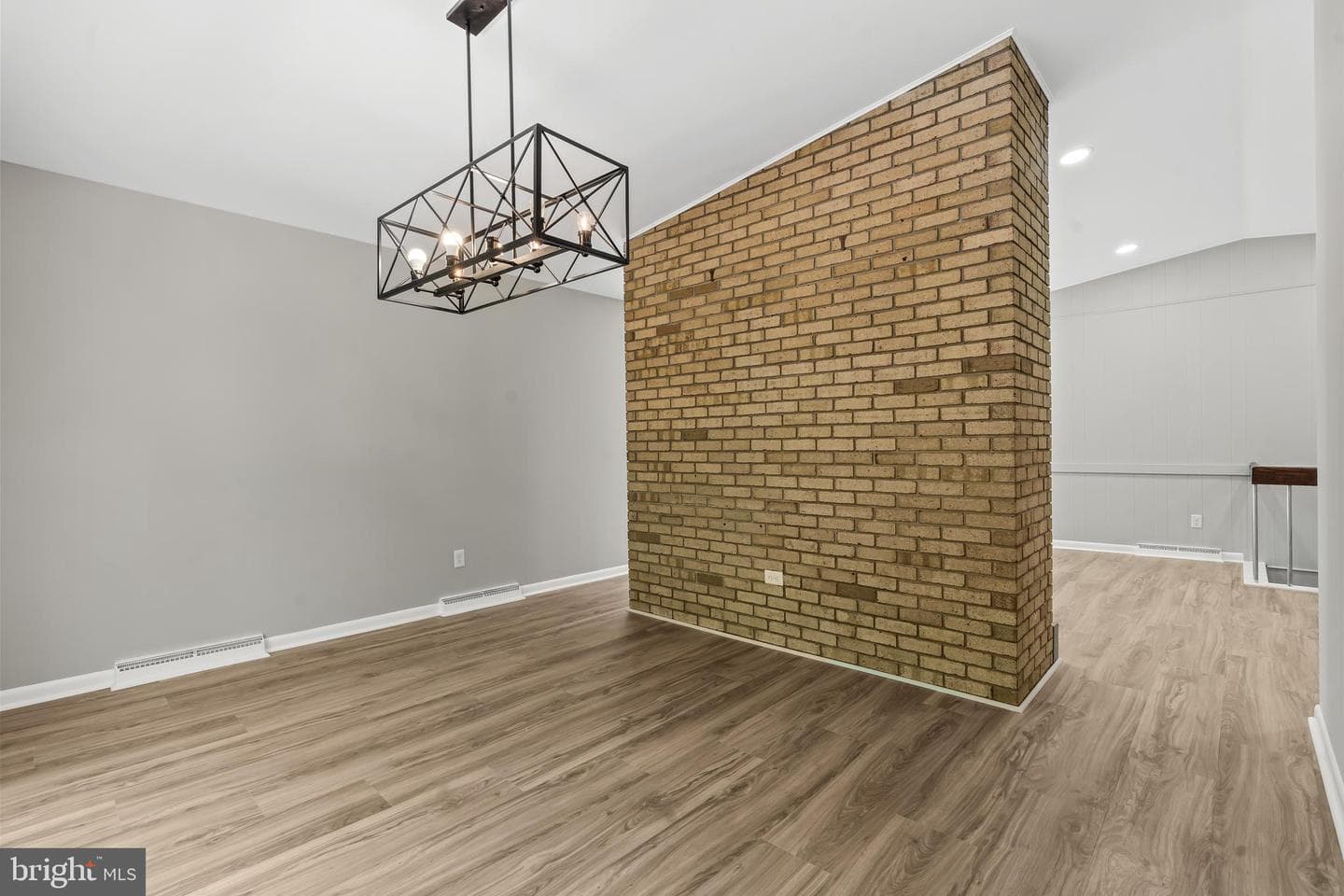 9838 Garis Shop Road photo 32