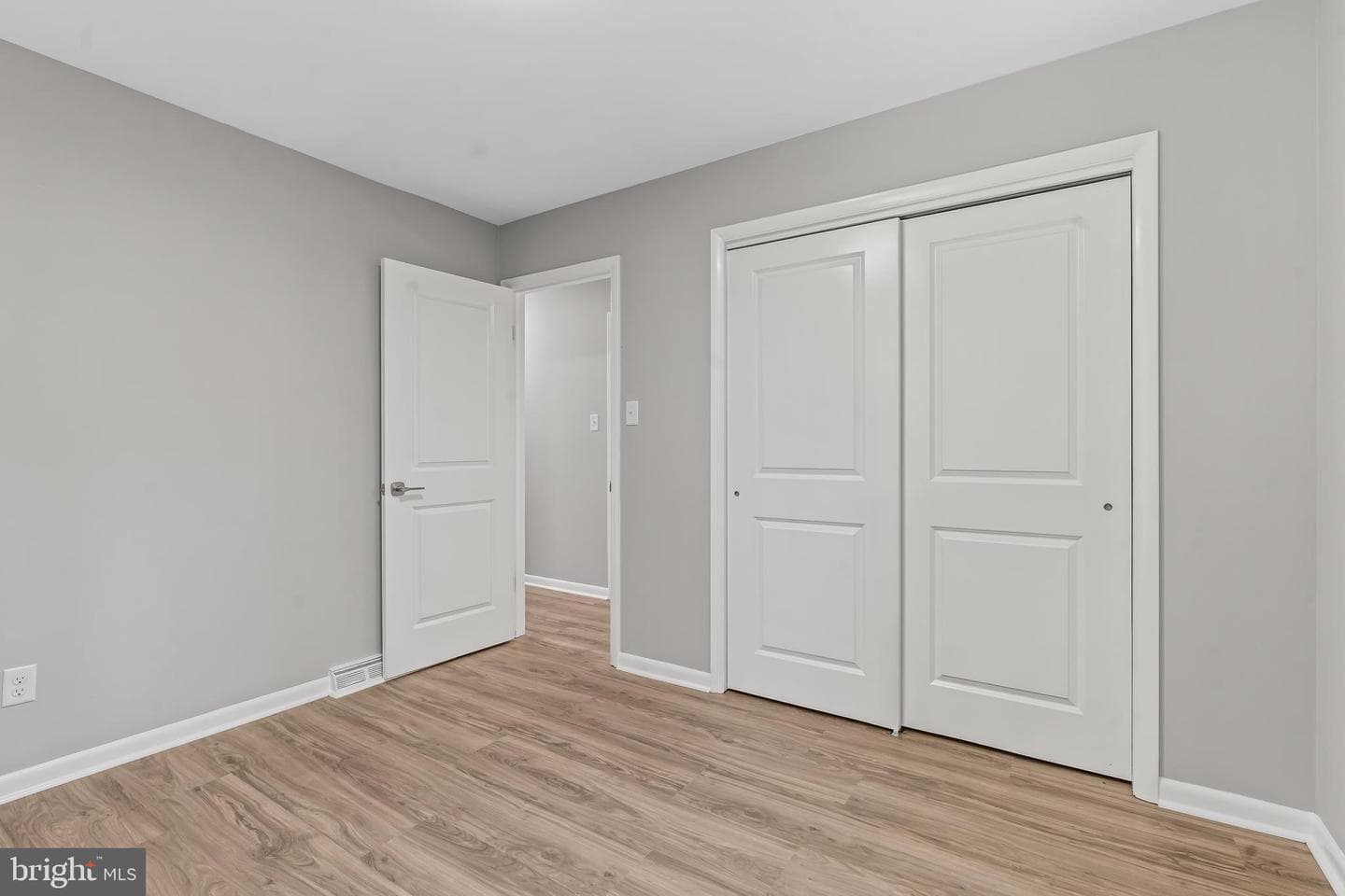 9838 Garis Shop Road photo 45