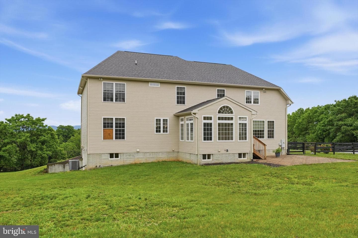 5716 Mount Briar Road photo 8