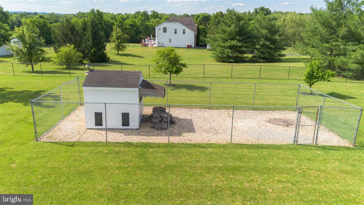17015 Bivens Lane photo 43