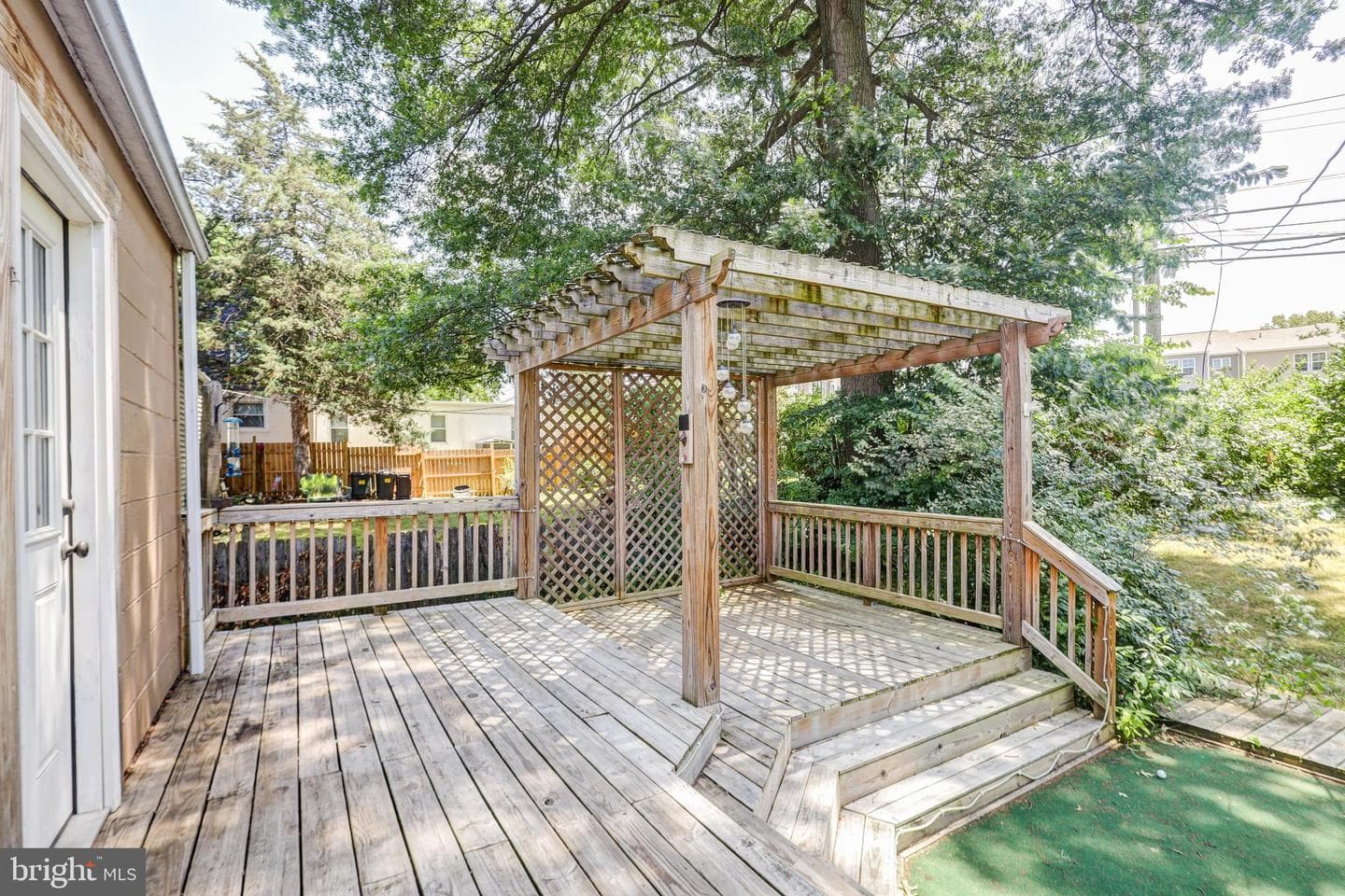 909 Beechwood Drive photo 9
