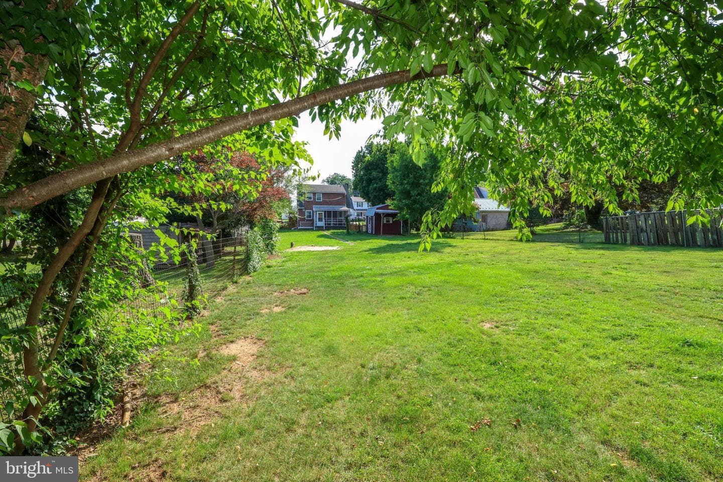 824 Armstrong Avenue photo 49