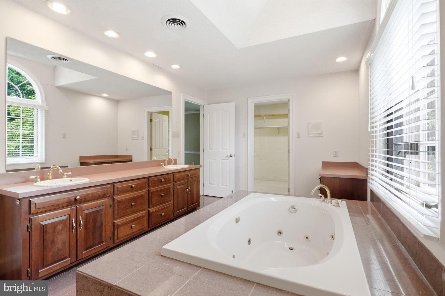 20119 Teakwood Drive photo 37