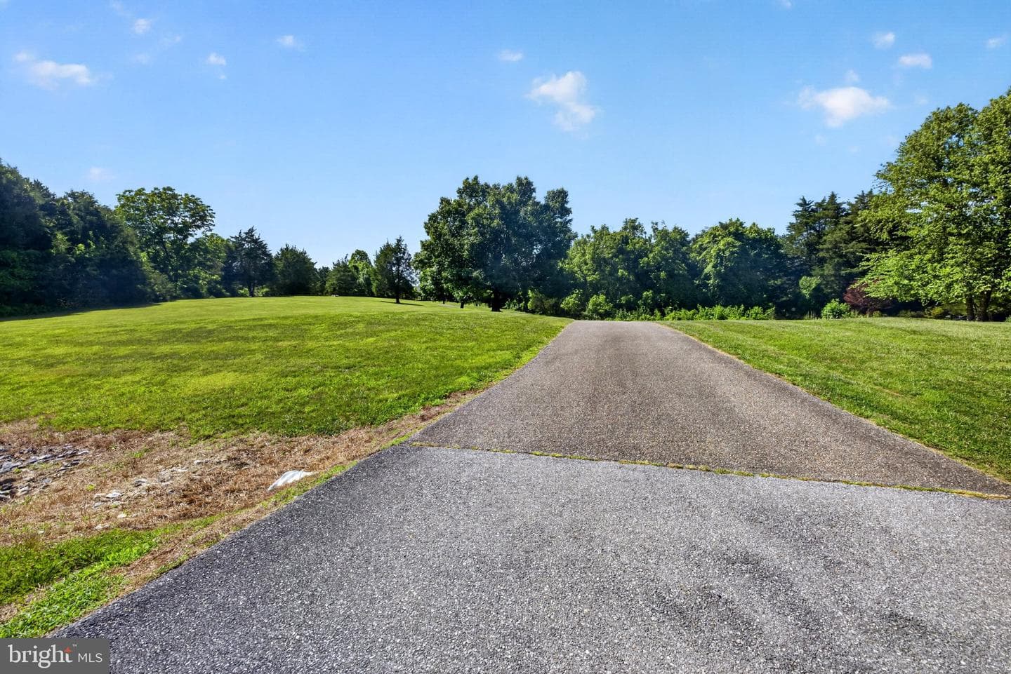 15920 River Bend Court photo 4