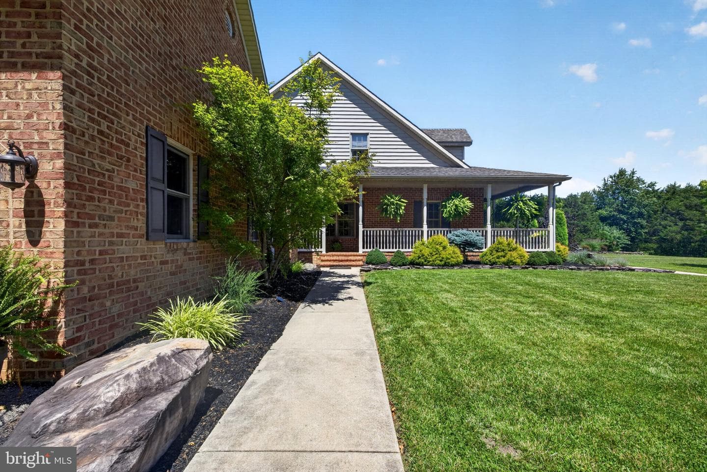 15920 River Bend Court photo 8