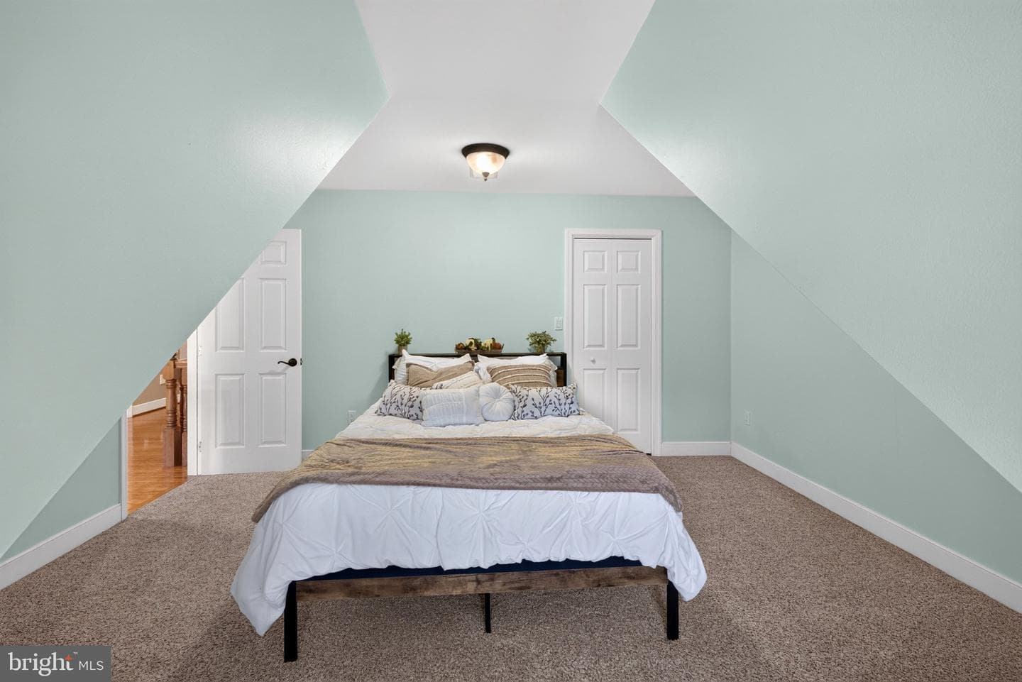 15920 River Bend Court photo 82