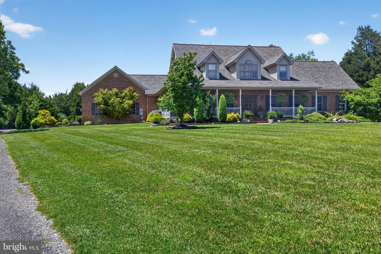 15920 River Bend Court photo 9