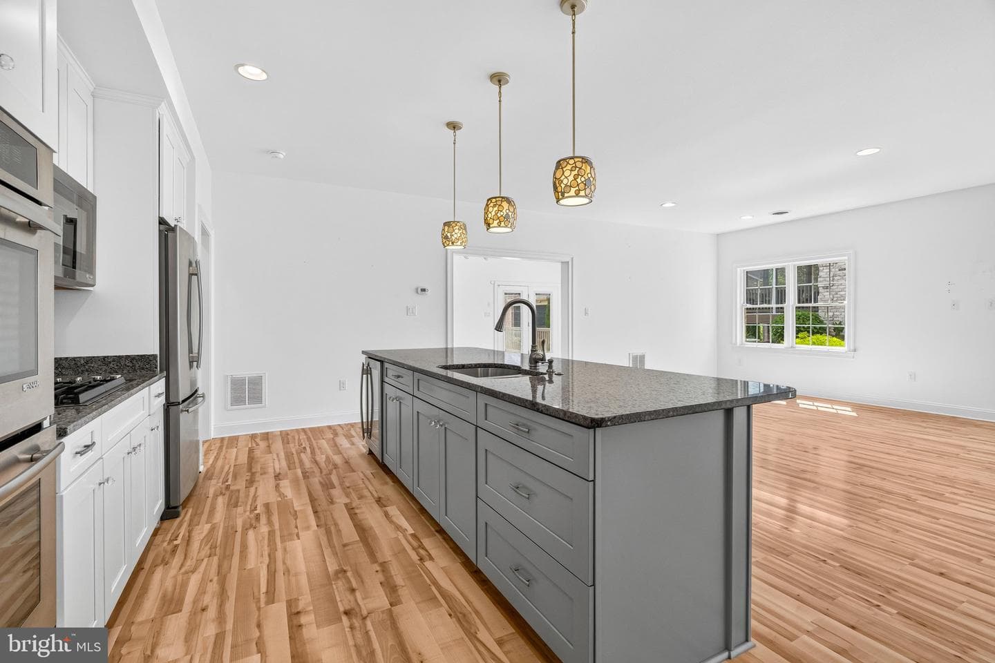 19419 Amethyst Drive photo 8