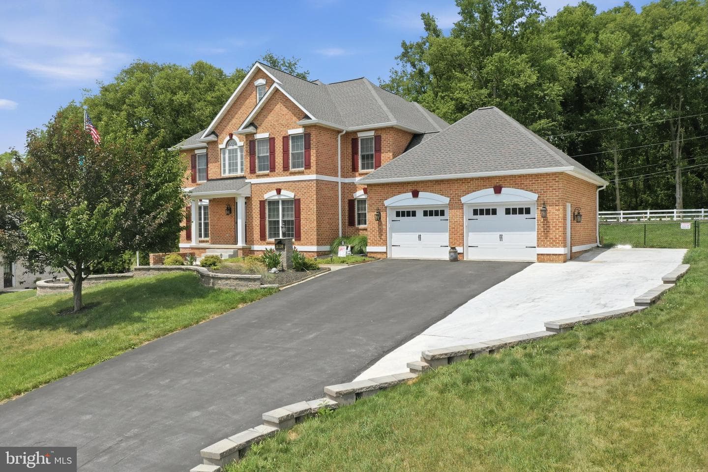 10738 Apple Tree Ln photo 3