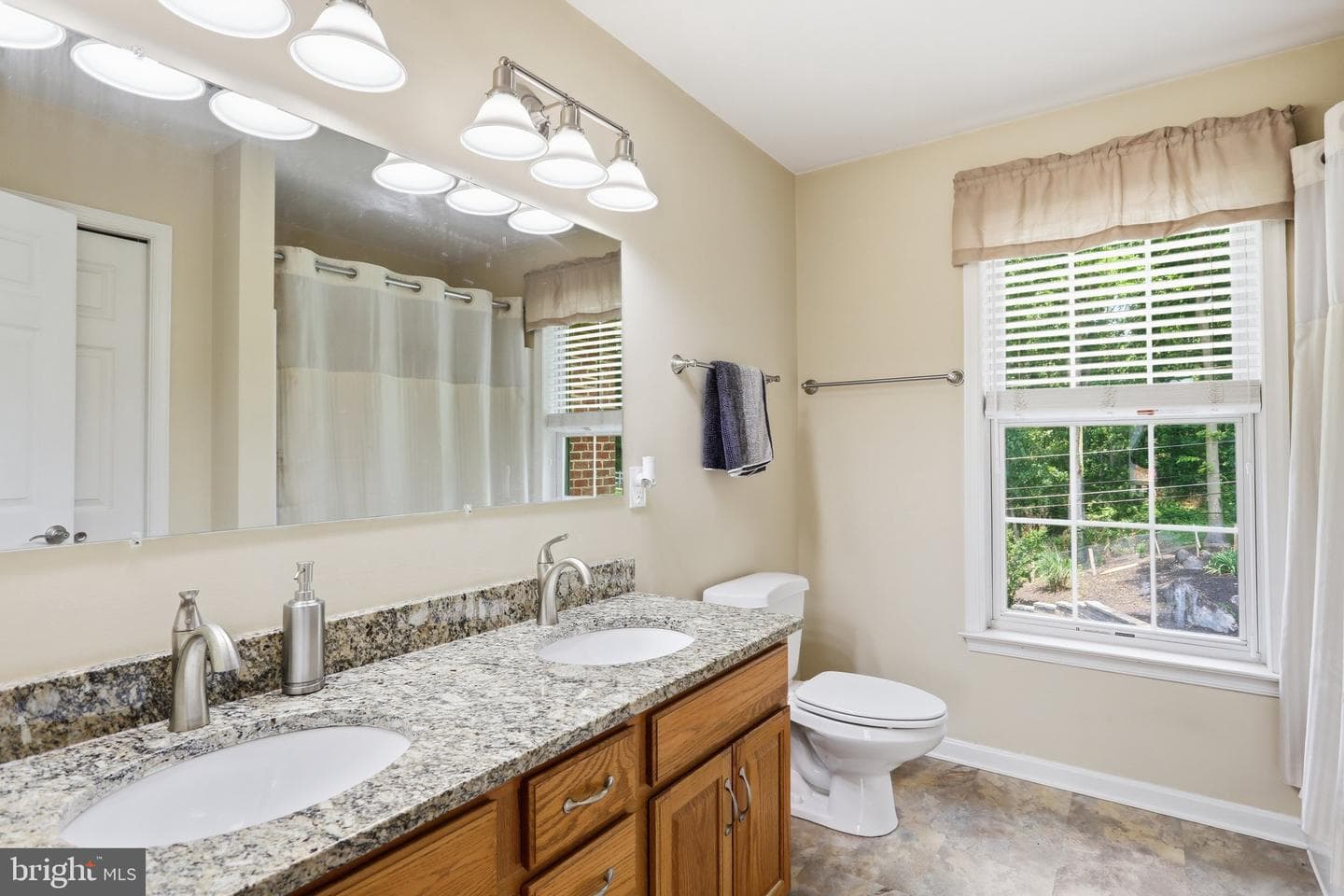 10738 Apple Tree Ln photo 43