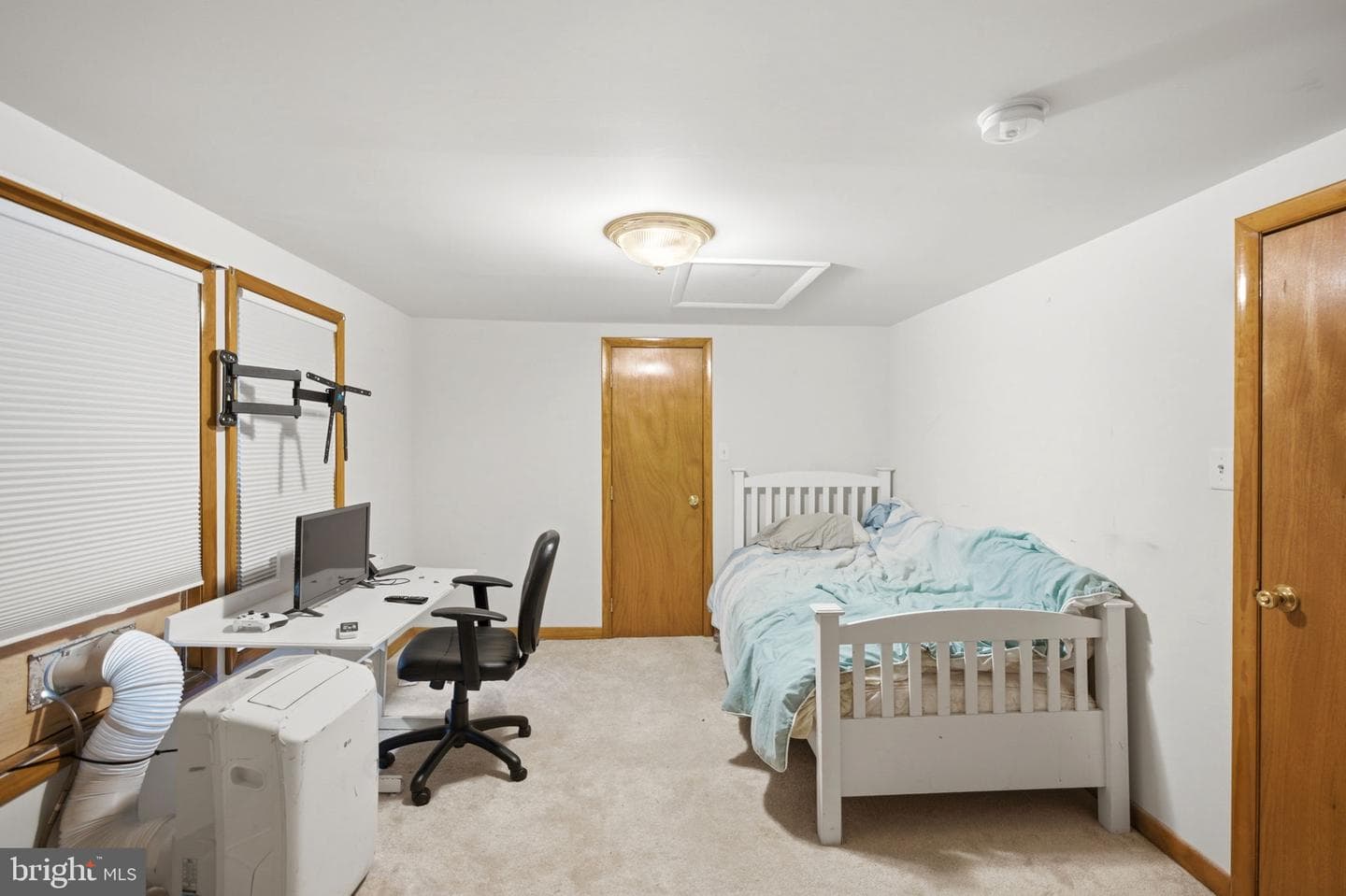 221 Dale Street photo 13