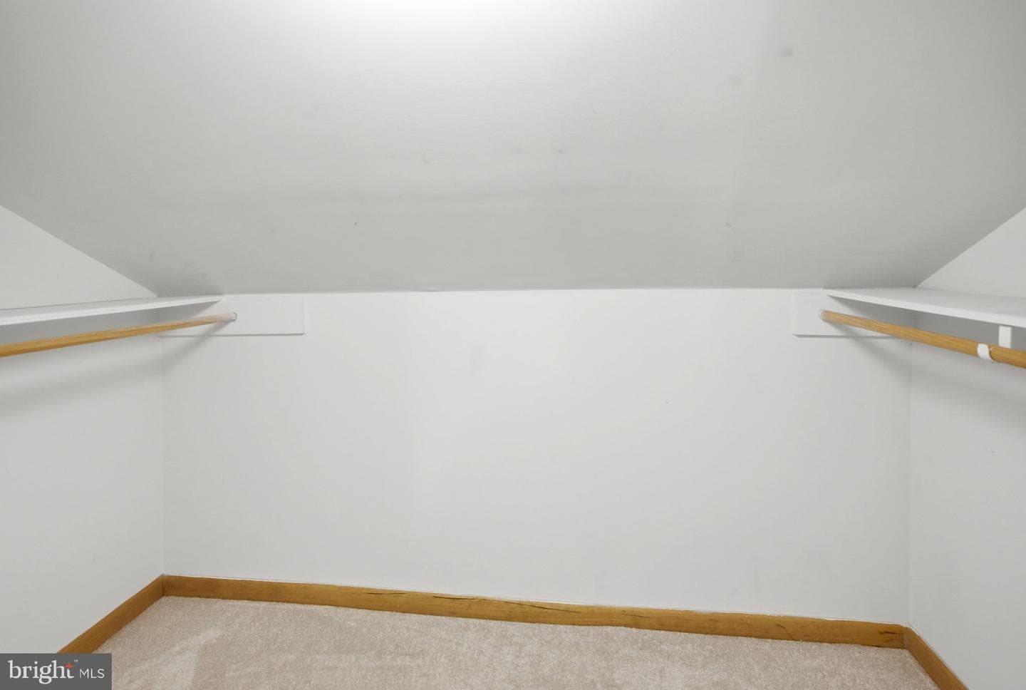 221 Dale Street photo 17