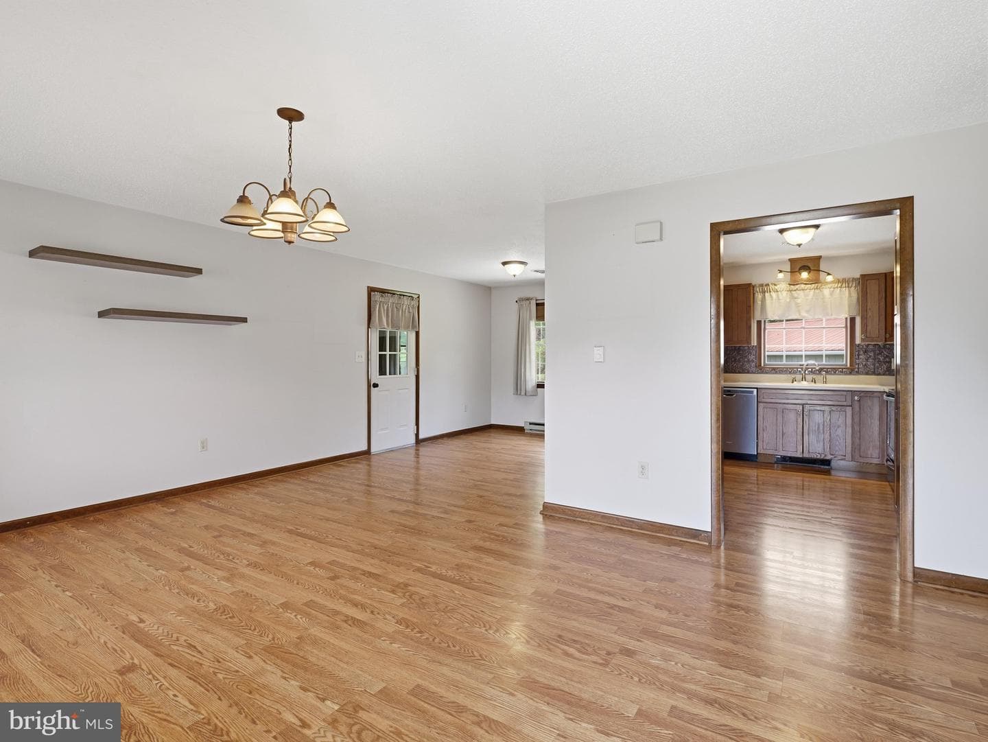 16105 Wright Road photo 11