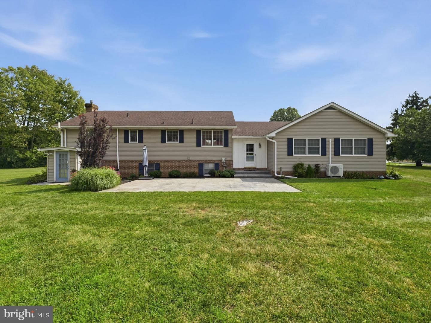 16105 Wright Road photo 37