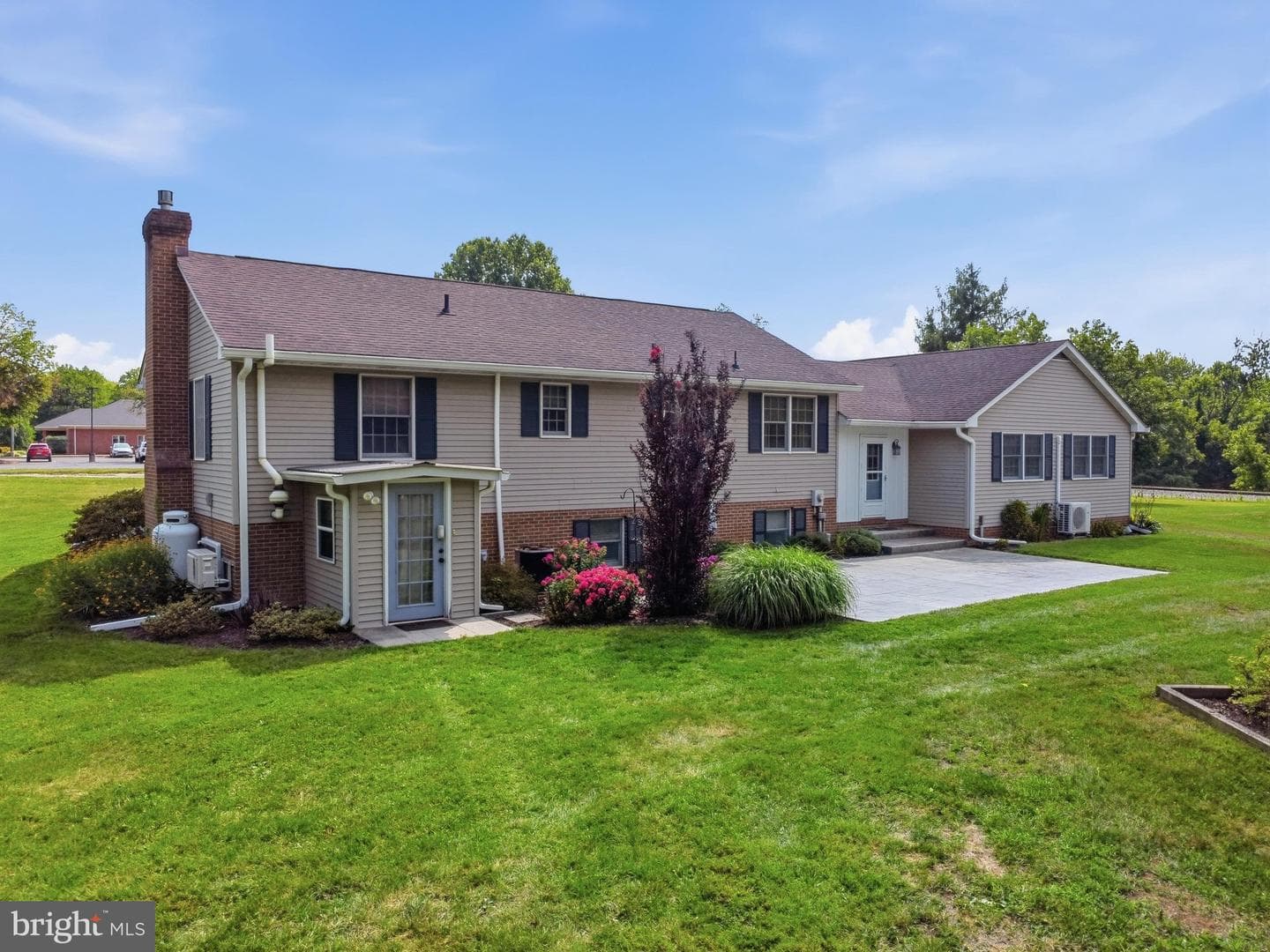 16105 Wright Road photo 40