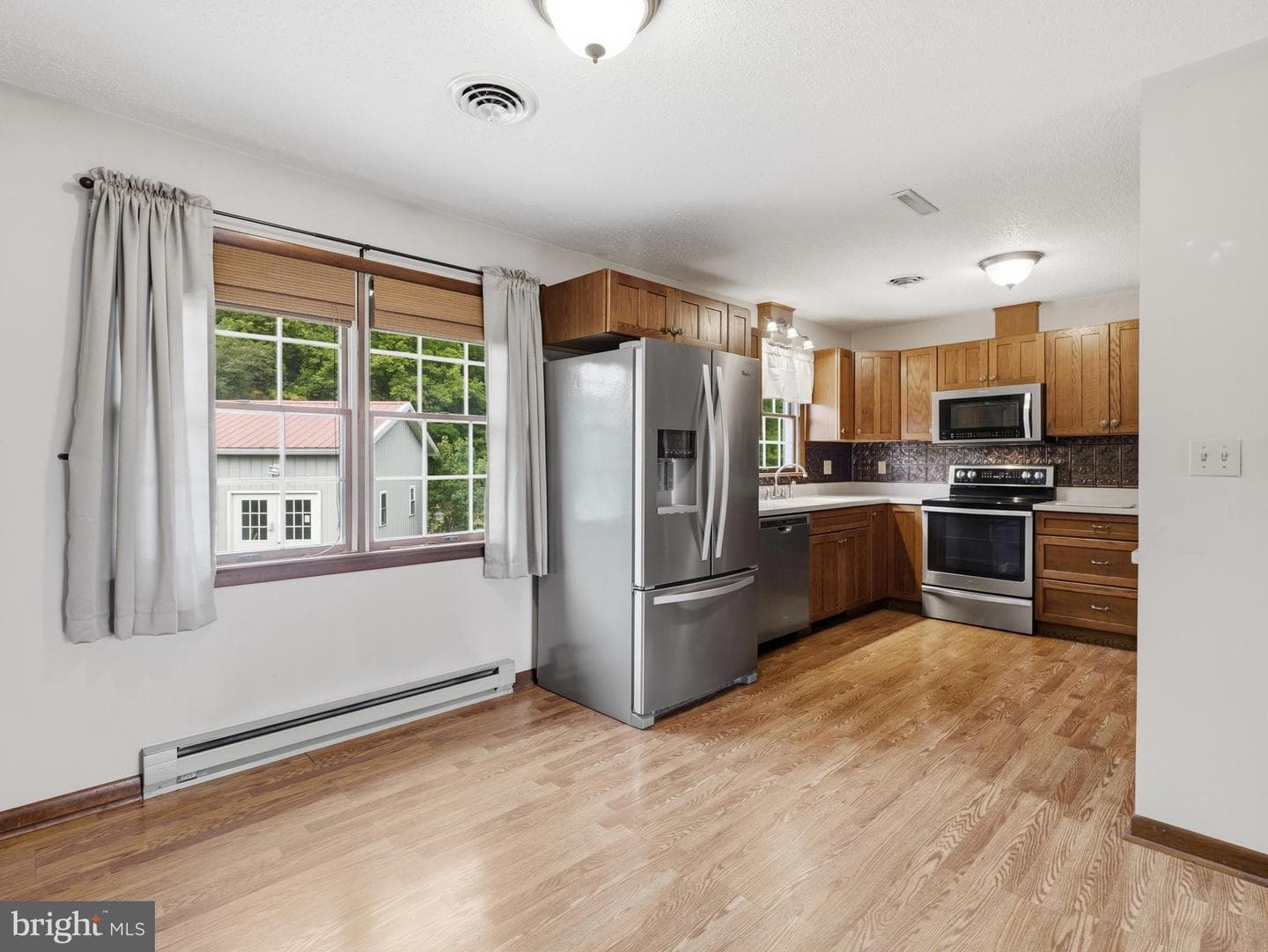 16105 Wright Road photo 5