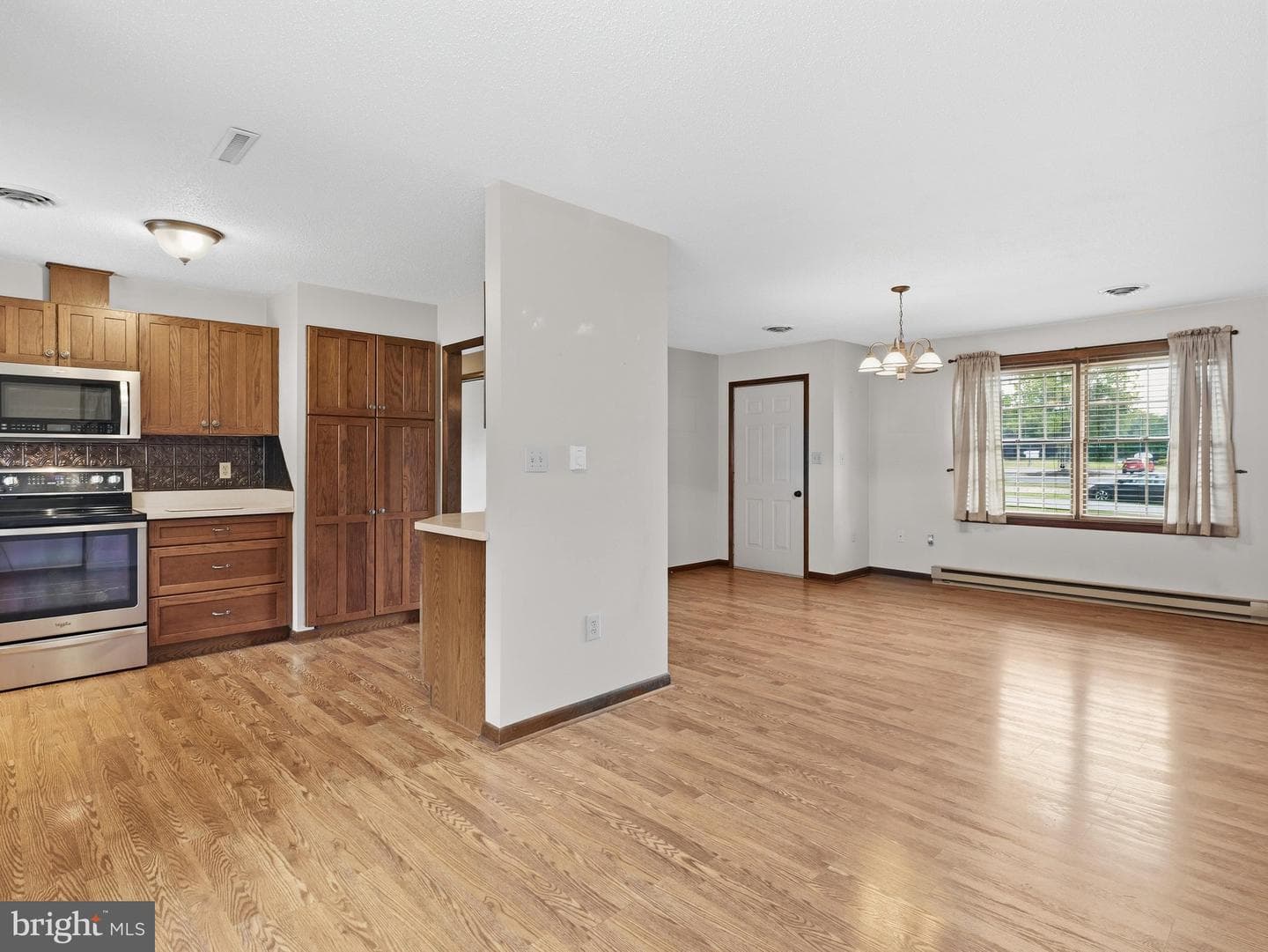 16105 Wright Road photo 9