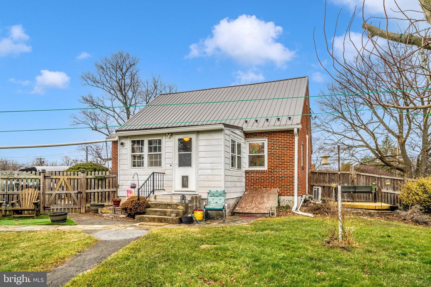 21841 Jefferson Boulevard photo 41