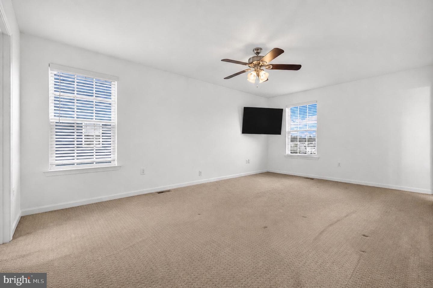9448 Alloway Drive photo 15