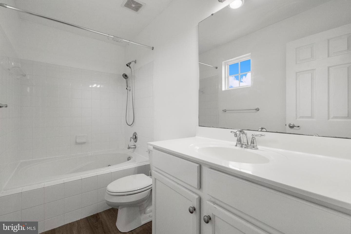 9448 Alloway Drive photo 16