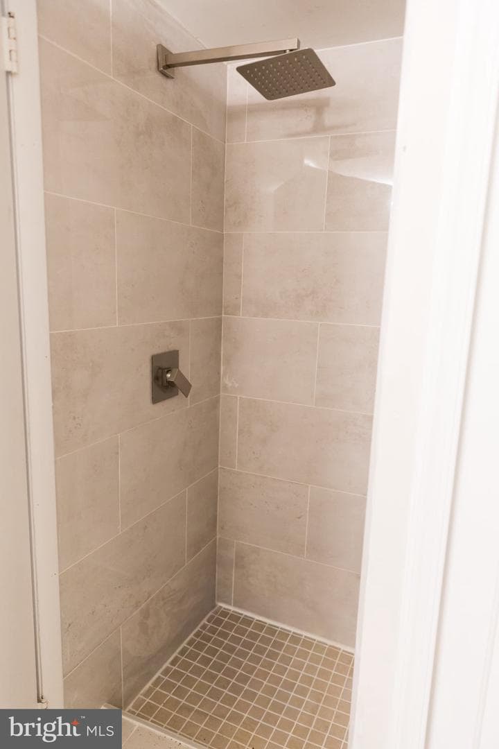 16827 Hampton Road photo 30