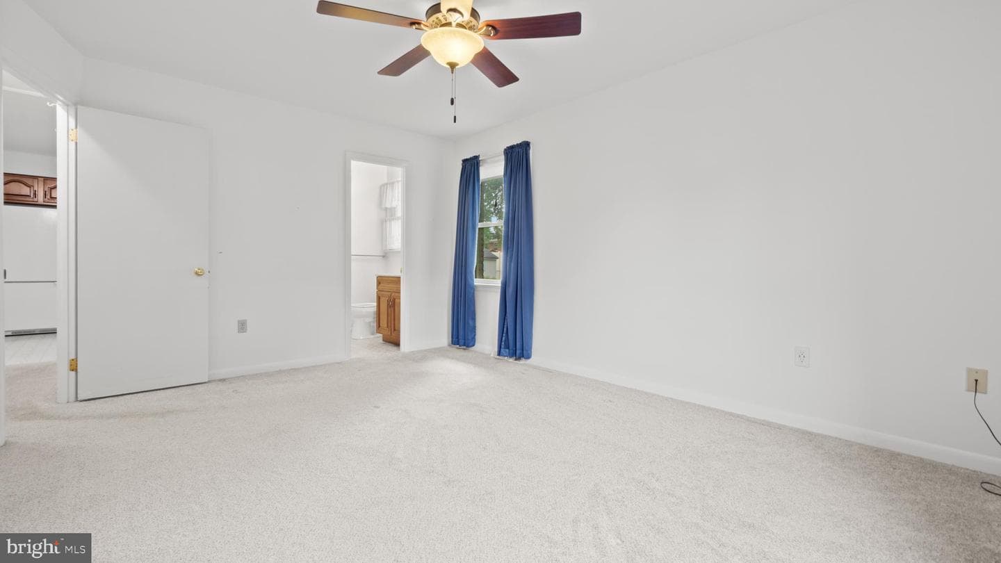 309 Kingswood Terrace photo 13