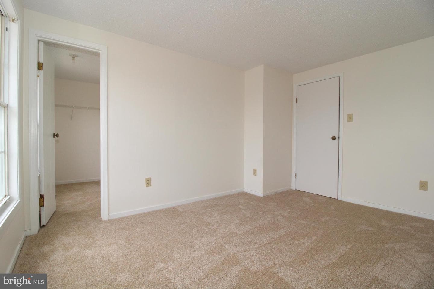 1524 Violet Drive photo 10