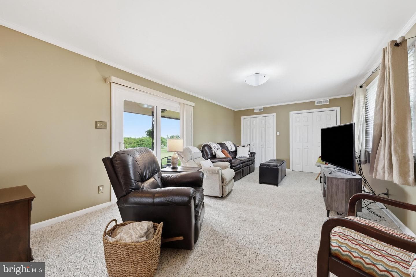 16913 Fairview Road photo 18