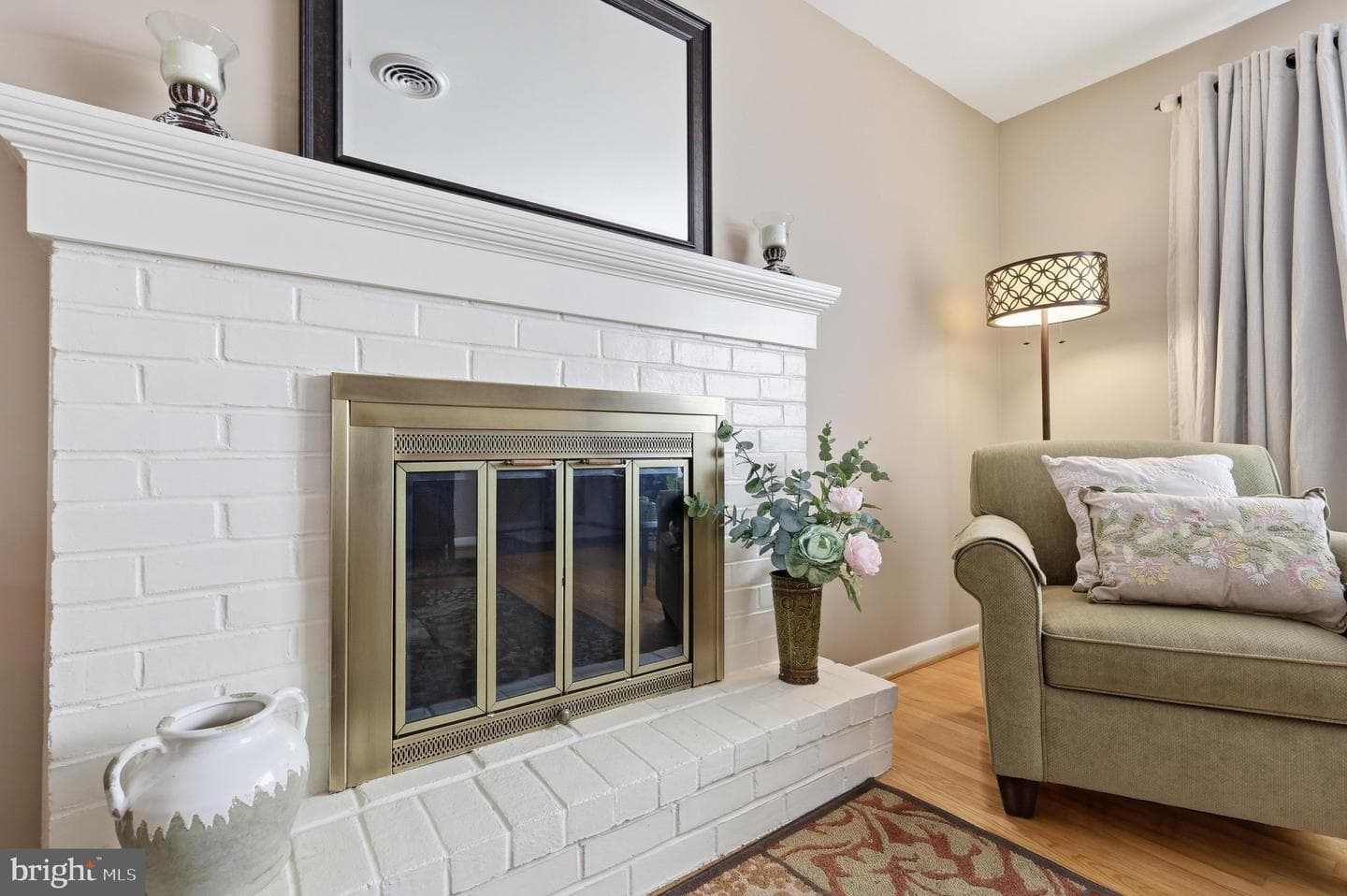 16913 Fairview Road photo 8