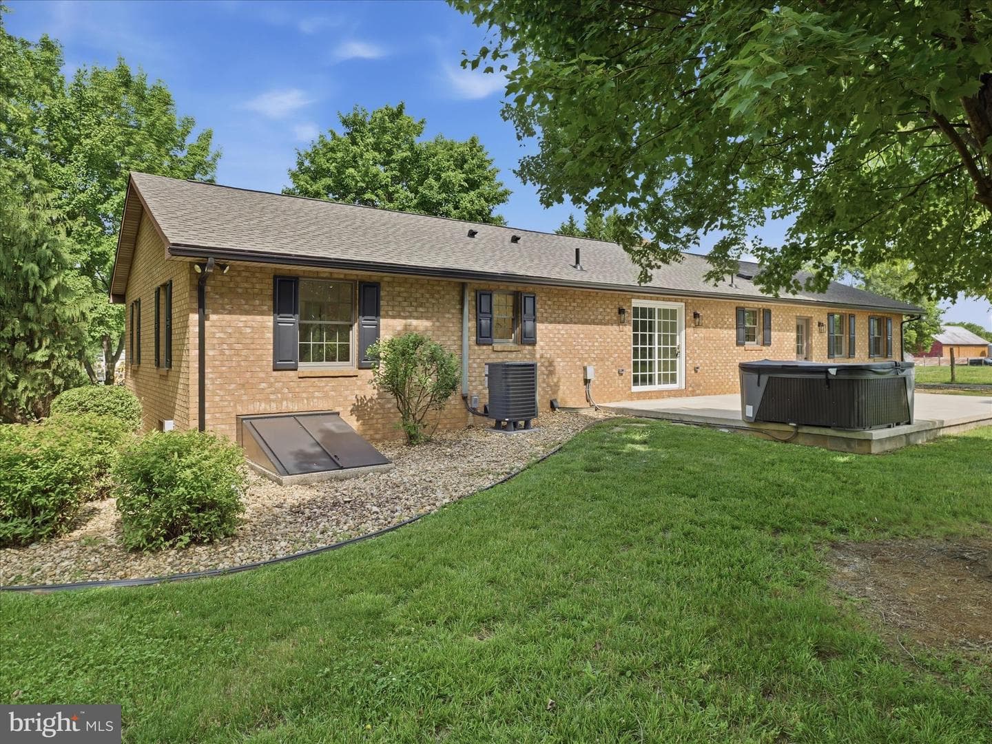 7523 Sharpsburg Pike photo 54