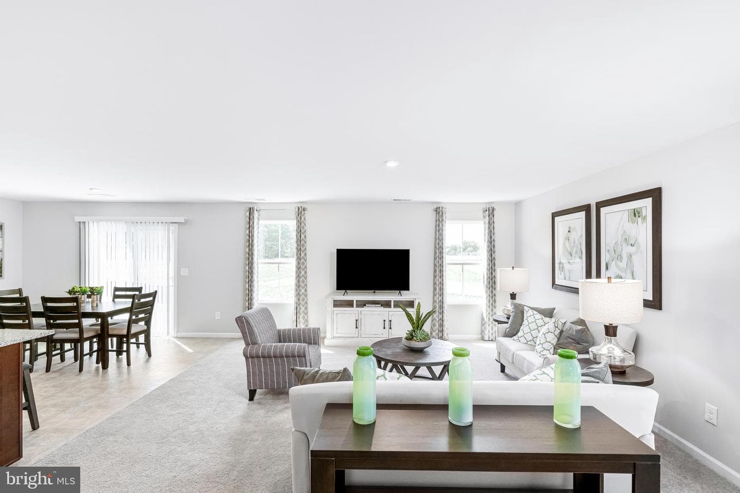 1422 Yeoman Berry Drive photo 3