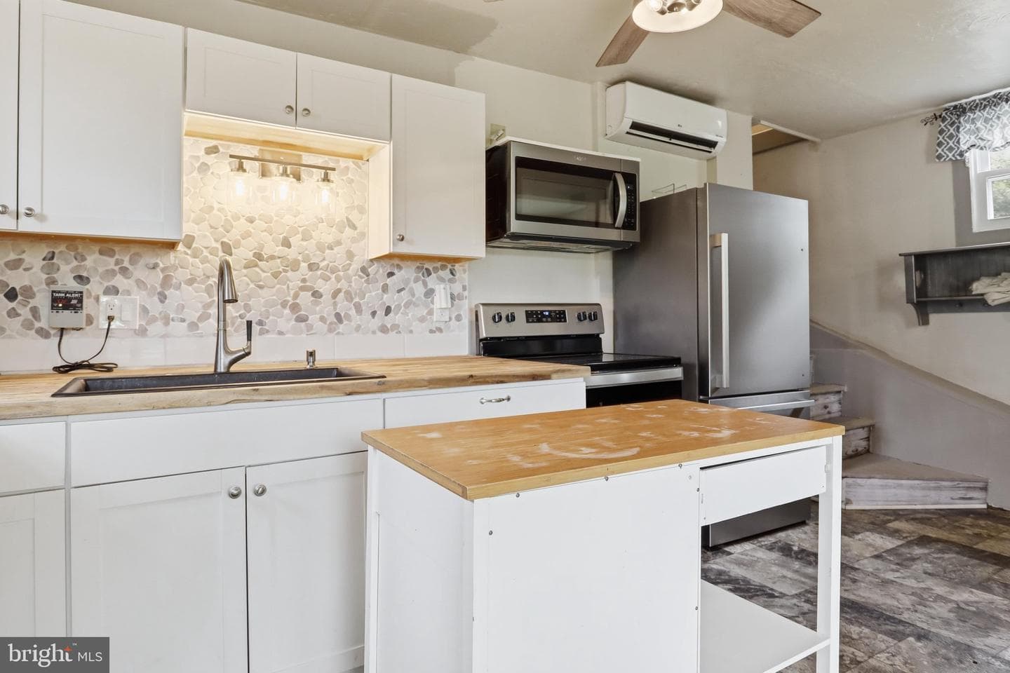 12527 Rockdale Road photo 4
