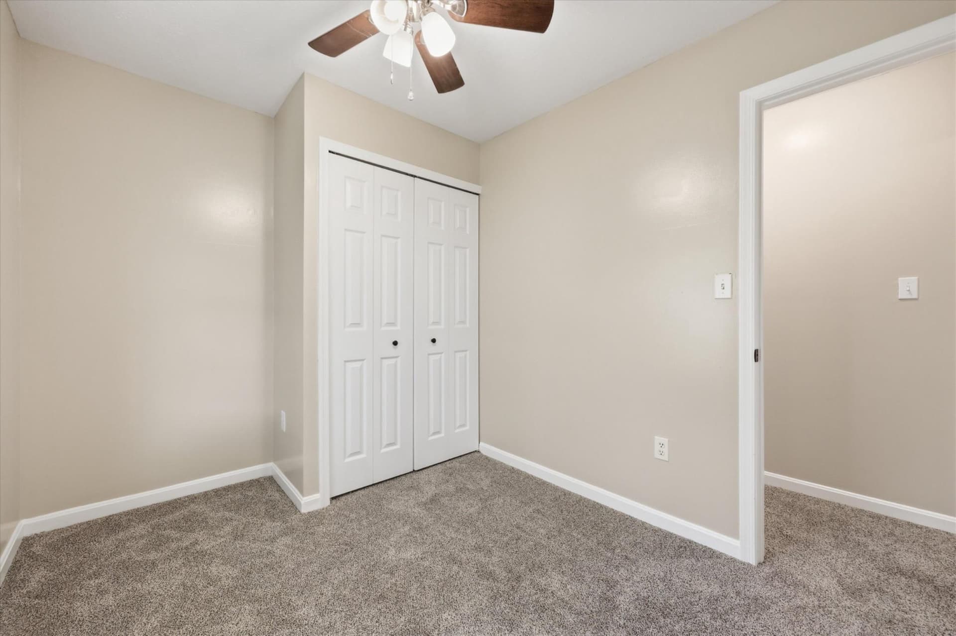 20116 Daniels Circle photo 34