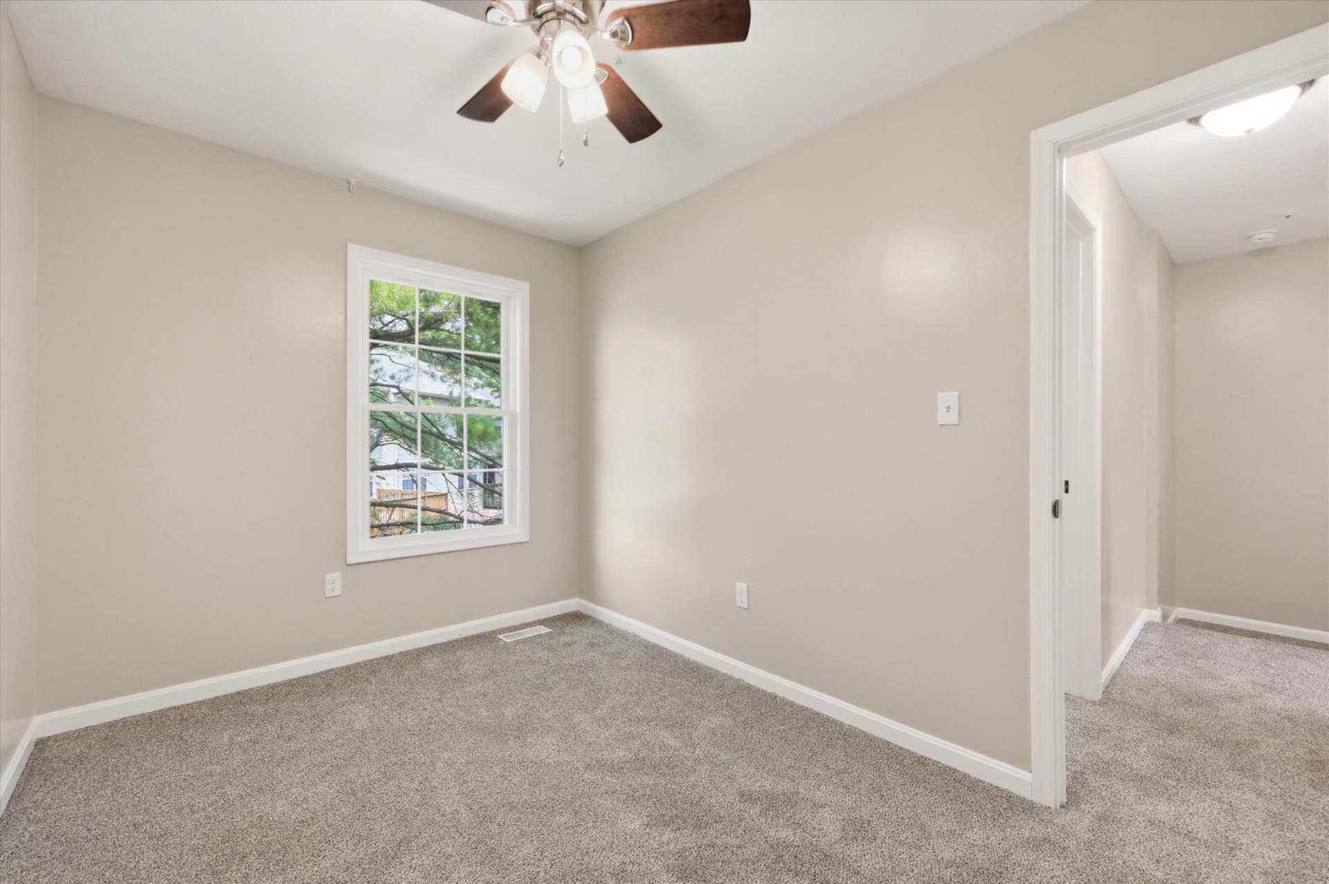 20116 Daniels Circle photo 36